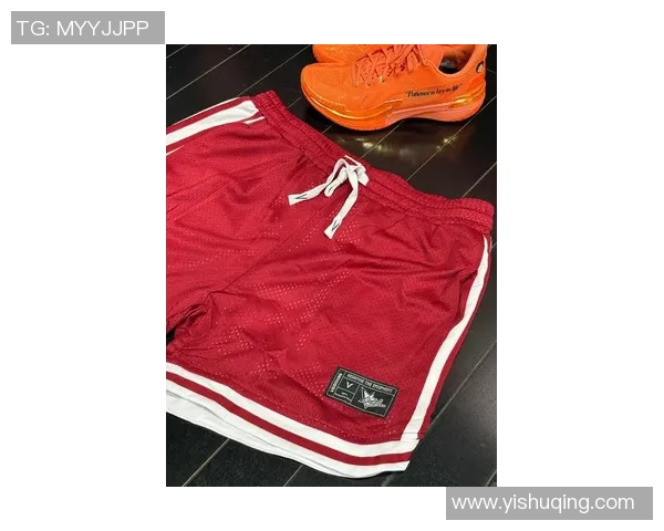 小个子篮球场穿搭指南让你在球场上也能展现时尚魅力